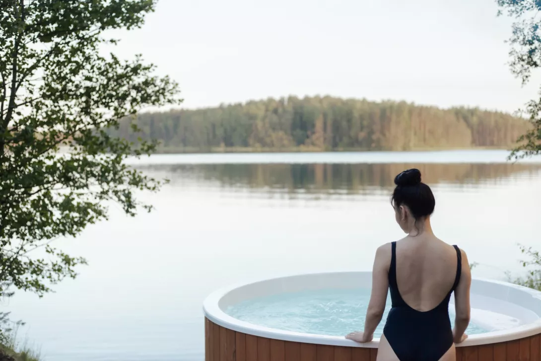 lake-view-twins